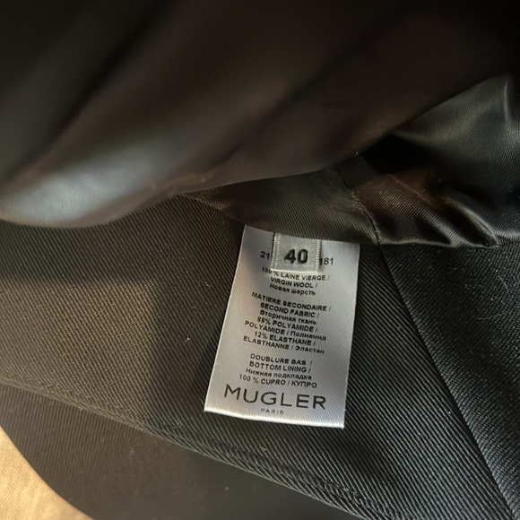MUGLER - Picture 4 of 10